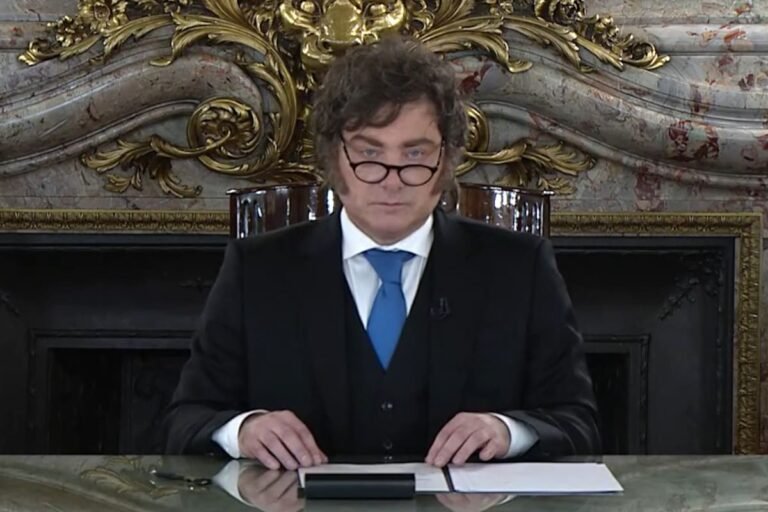 Milei reúne a sus legisladores para ordenar la estrategia oficialista por el Presupuesto 2027