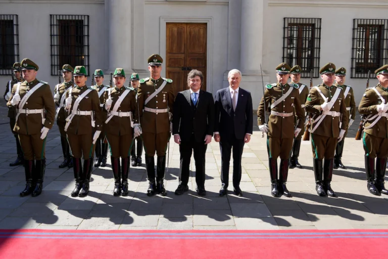 🇦🇷🇨🇱 MILEI Y KAST SELLARON UN ACUERDO CLAVE: CHILE VOLVIÓ A RESPALDAR A LA ARGENTINA POR MALVINAS